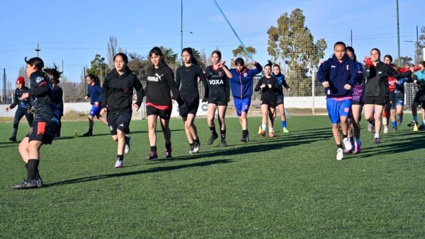 Bajo las órdenes de Florencia Moya, los trabajos físicos.