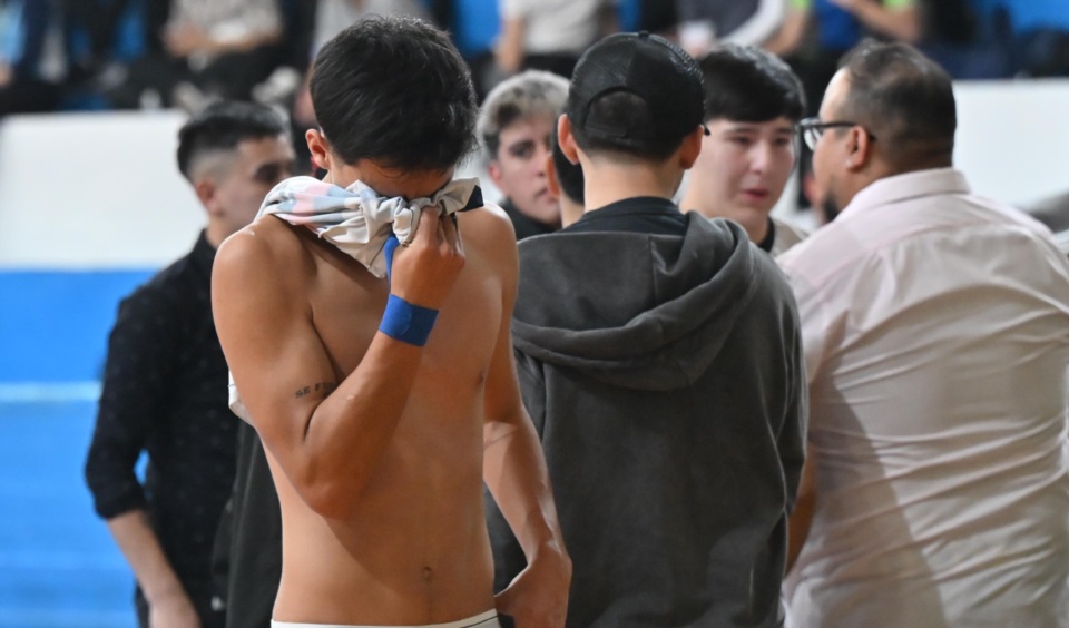 La tristeza de los chicos de Gorta, que estuvieron muy cerca de cuartos de final (Daniel Feldman/Jornada Medios).