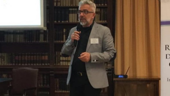 Rolando González-José, profesional del Instituto Patagónico de Ciencias Sociales y Humanas (IPCSH-CONICET).