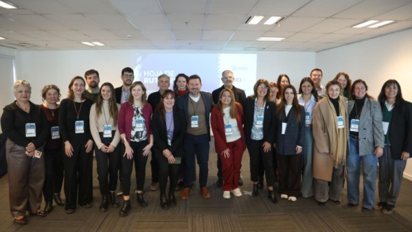 La jornada reunió a referentes educativos del sector público y privado.