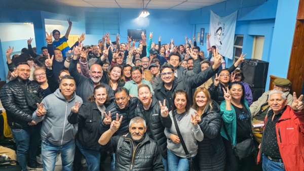 Las instalaciones del SETIA se vieron colmadas de militantes.