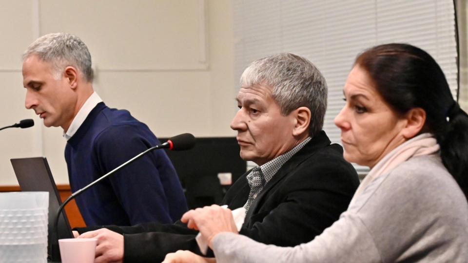 Los defensores de los imputados.