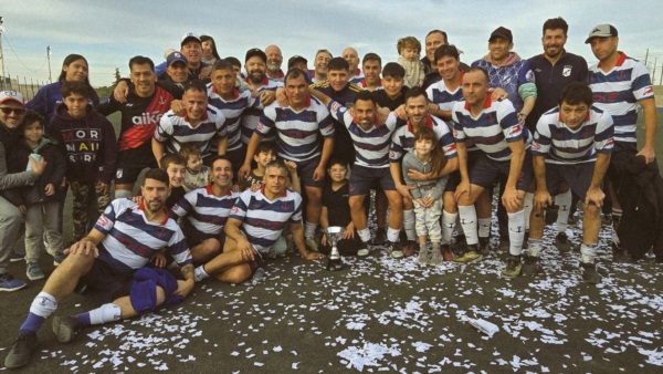 El plantel campeón de Brown 40-49. Foto: Guillermo Brown. 