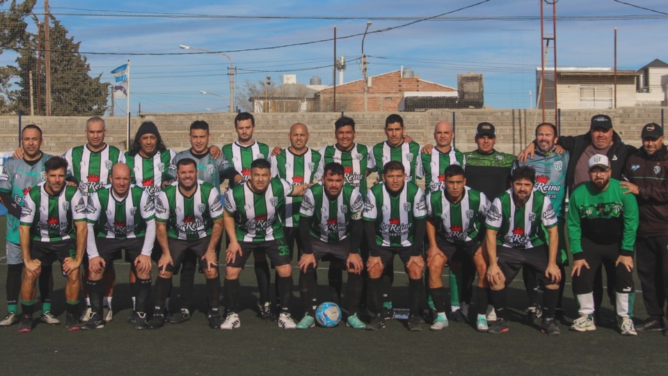 Germinal, subcampeón en categoría 40-49. Foto: Germinal. 