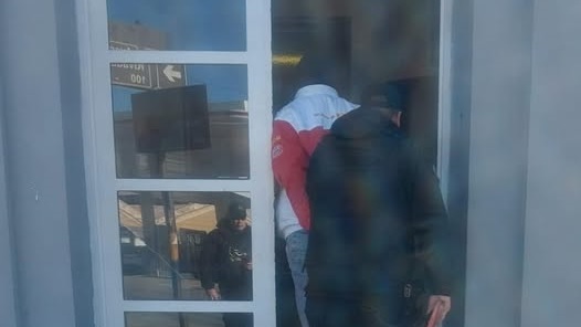 Su expareja lo denunció y terminó detenido en Comodoro Rivadavia.
