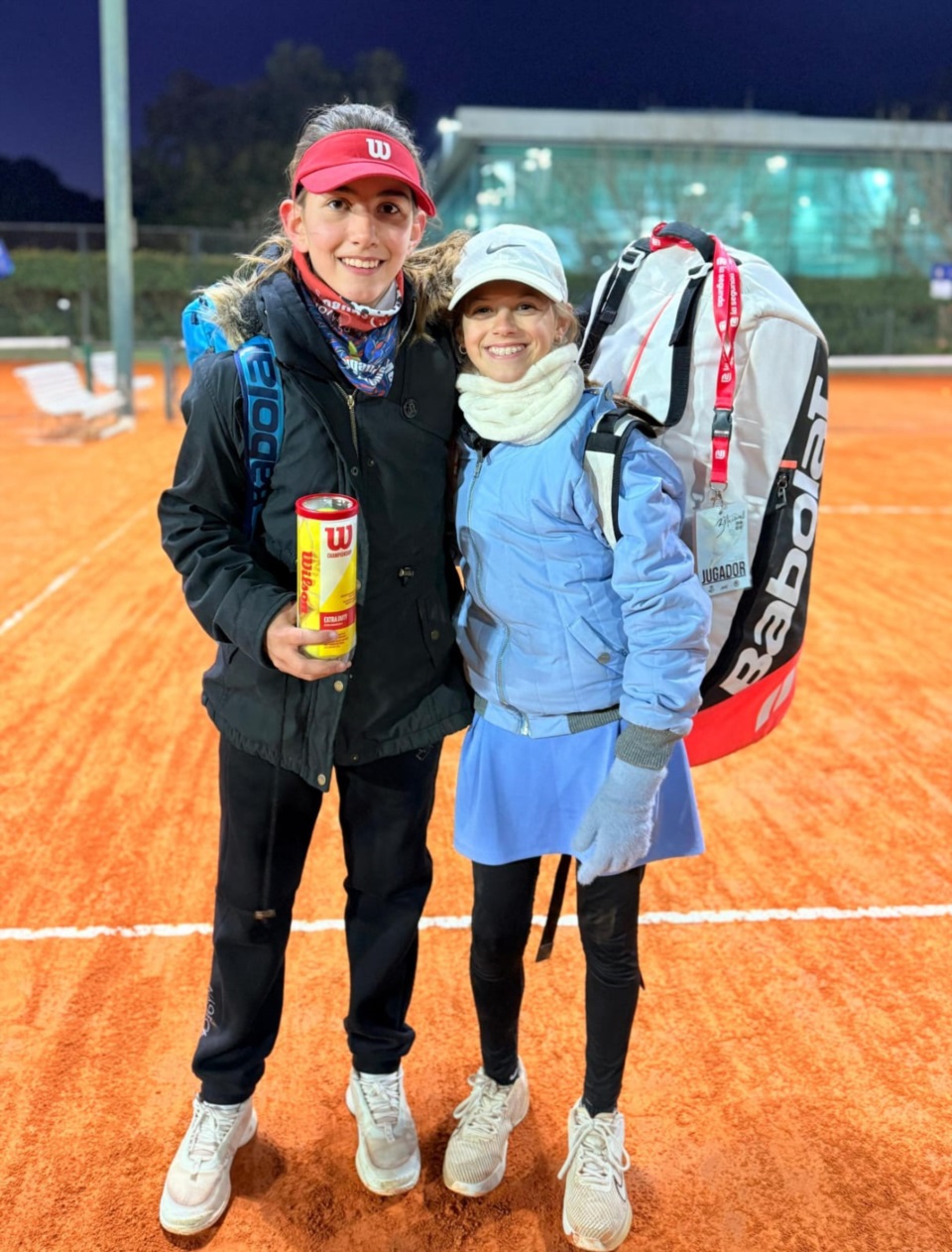 Las Delfinas, Pavón (Tw) y Mondelo ( BsAs), semifinalistas del doble femenino Sub 12.