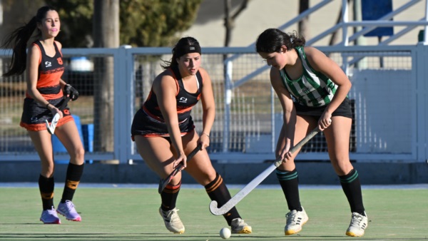 Hubo clásico de Rawson el sábado en Sub 16. (Foto: Daniel Feldman/Jornada Medios).