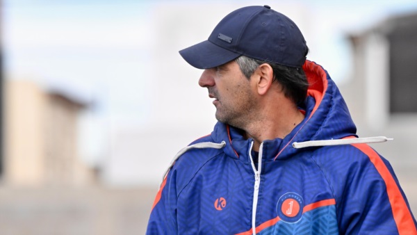 Gustavo Caamaño. el entrenador del Naranja. Foto: Daniel Feldman/Jornada Medios.