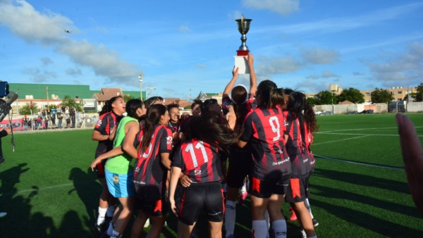 El fútbol femenino, una de las aristas sobresalientes del rojinegro actual.