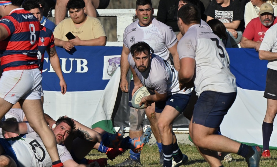 Martín Álvarez volvió a ser titular tras mucho tiempo. (Foto: Daniel Feldman/Jornada Medios).