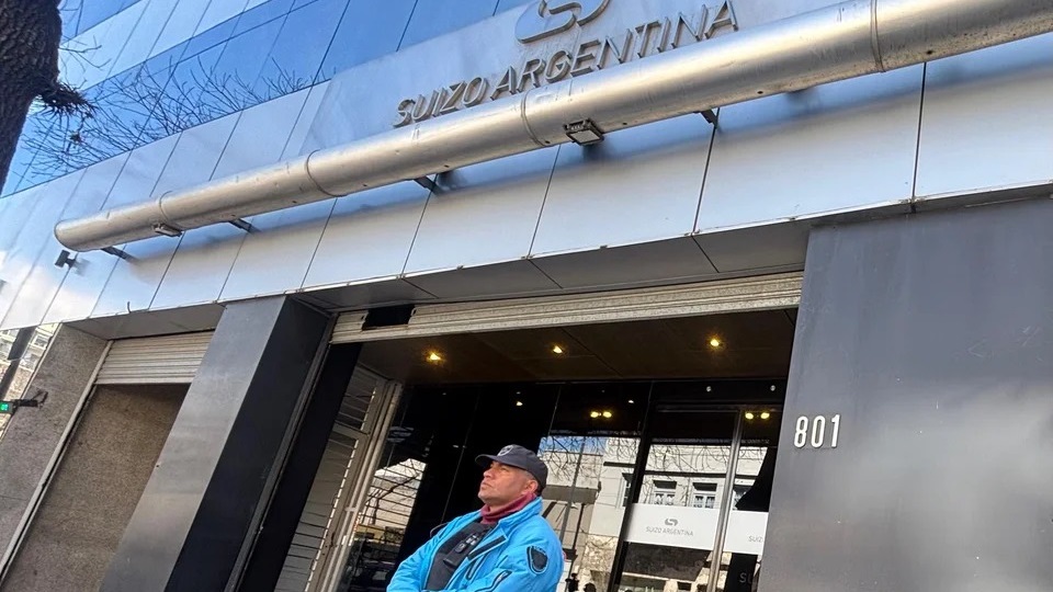 La Justicia ordenó nuevos allanamientos en Andis y la Droguería Suizo.