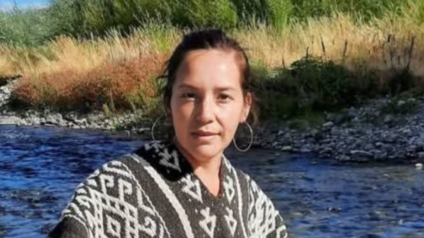 Dora Esther González, reconocida por su labor en el Taller Cultural de Arte Textil Mapuche “Rayén Antú” (Flor de Sol).