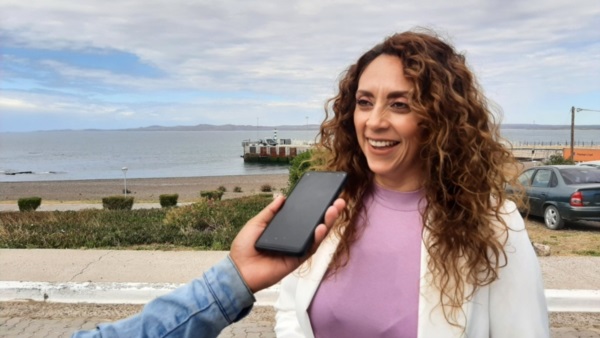 Claudia Loyola, intendenta de Camarones.