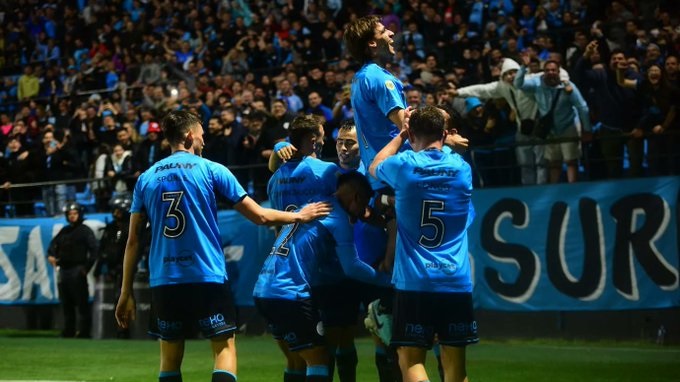 Belgrano fue una fiesta ante un Newell's al que no le salió nada