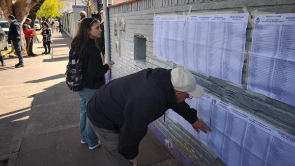 La Junta Electoral confirmó que ya votó más del 60% del electorado.