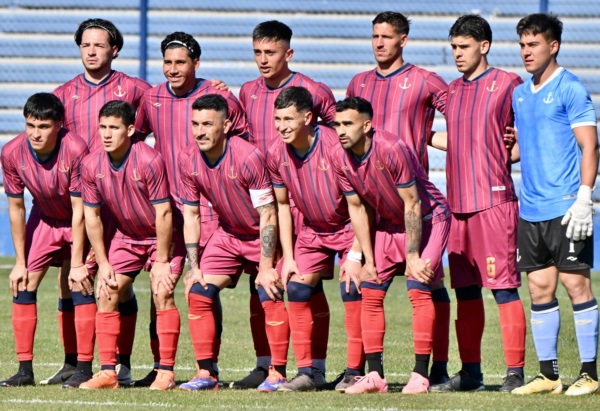 Los once de Brown para enfrentar a Juventud Unida. Foto: Daniel Feldman/Jornada Medios