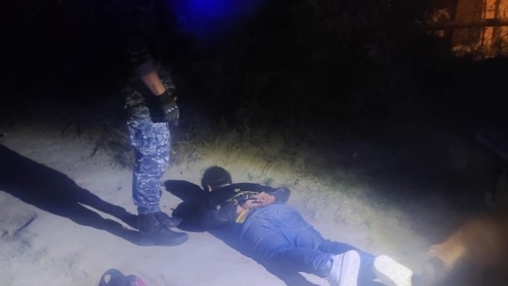 El hombre fue trasladado a una comisaría bajo el cargo de tentativa de hurto.