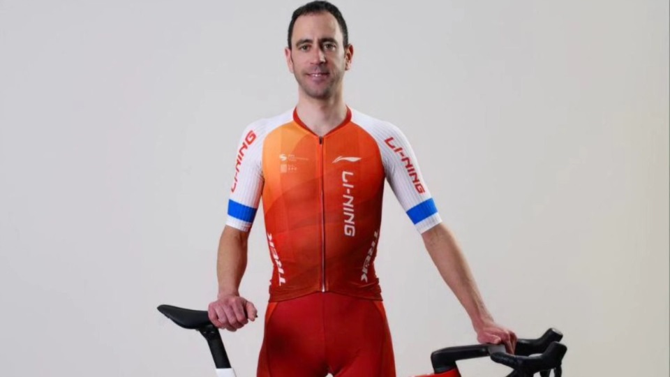 Después de su desvinculación del Lotto, el ciclista chubutense recala en el gigante asiático para integrar el Li Ning Star.