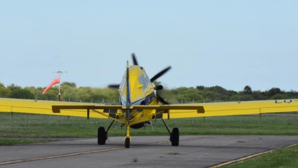 El Air Tractor AT-802, aeronave especialmente equipada para el combate de incendios forestales.