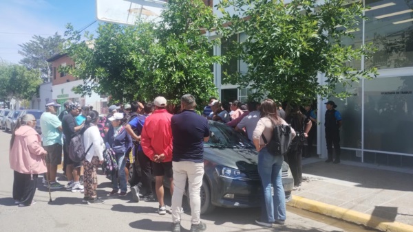 Movilización en la secretaría de Trabajo.