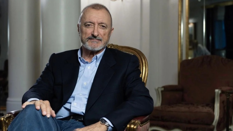 Arturo Pérez-Reverte, escritor y académico.