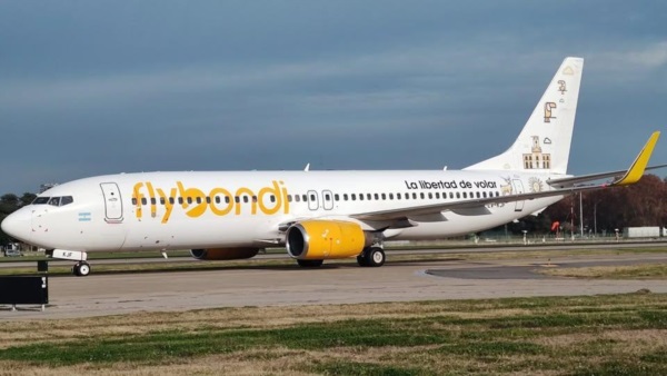 La línea aérea Flybondi y su enésima cancelación.