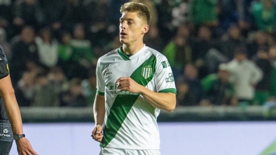El uruguayo Calleros militó en Banfield en la temporada 2023-24.