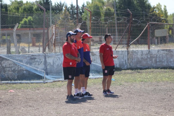 Andrés Price, junto a Daniel Rodrigo y Gustavo Pacheco. Foto: Racing Club. 