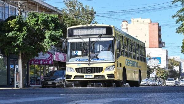 A partir de febrero el boleto de colectivo urbano aumentará.