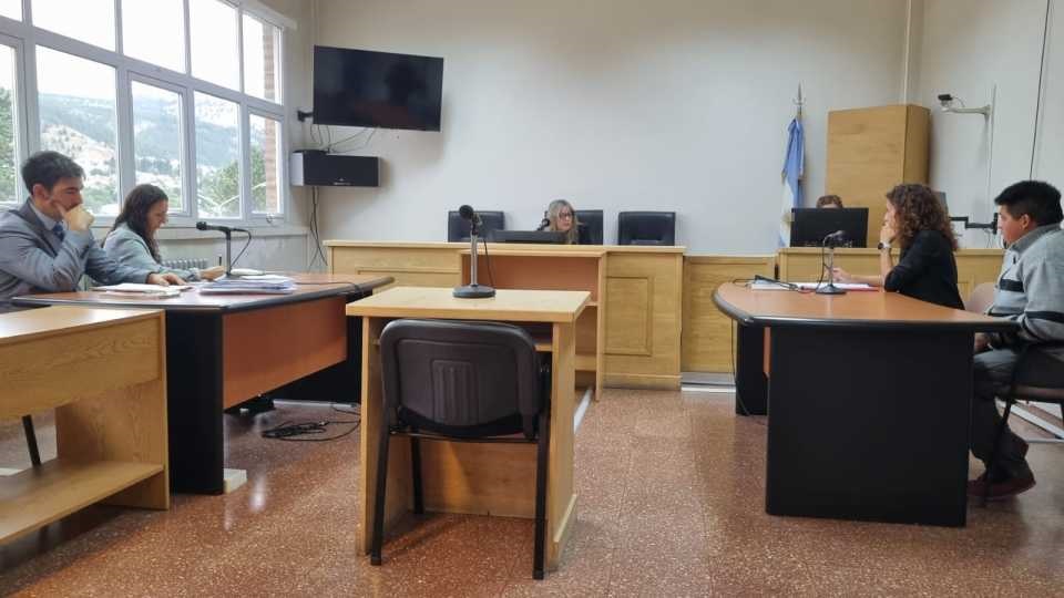 El imputado cumplirá arresto domiciliario por 60 días en la casa de su madre.