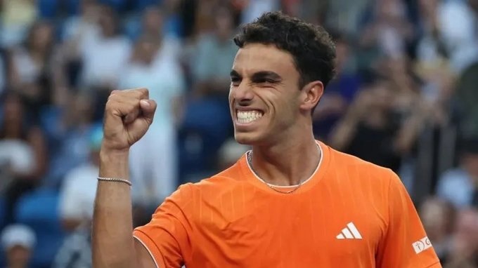 Cerúndolo dio el golpe, dejó en el camino a Andrey Rublev.