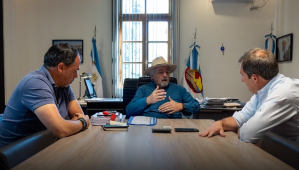 Sampaoli, Othar y Luque, buscando respuestas.