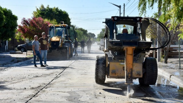 El Municipio continúa asistiendo a los vecinos.
