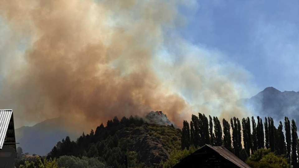 Las altas temperaturas y la sequía fueron factores claves para el inicio del foco ígneo.