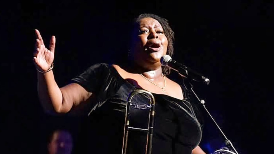 Crystal Thomas, destacada cantante de blues y soul, se presentará en Trevelin.
