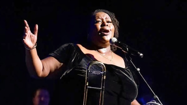 Crystal Thomas, destacada cantante de blues y soul, se presentará en Trevelin.
