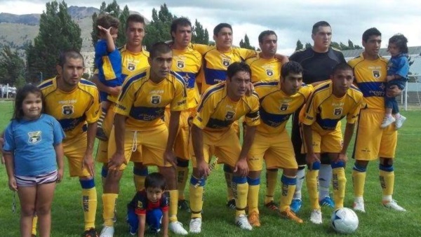 Con Garat como DT, Belgrano  vivió el momento más importante del fútbol cordillerano: ascendió al extinto Argentino B.