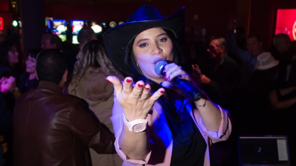 Diana, la joven cantante de cumbia será una de las protagonistas del fin de semana en Playa Unión.