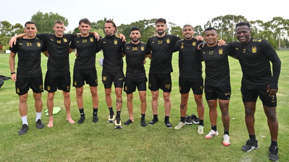 Nueve de los refuerzos: Nicolás Barrientos, Rodrigo Ayala, Franco Godoy, Facundo Ospitaleche, Gabriel Gudiño,  Nicolás Ortiz, Julián Cosi, Camilo Machado y Mauricio Cuero. 