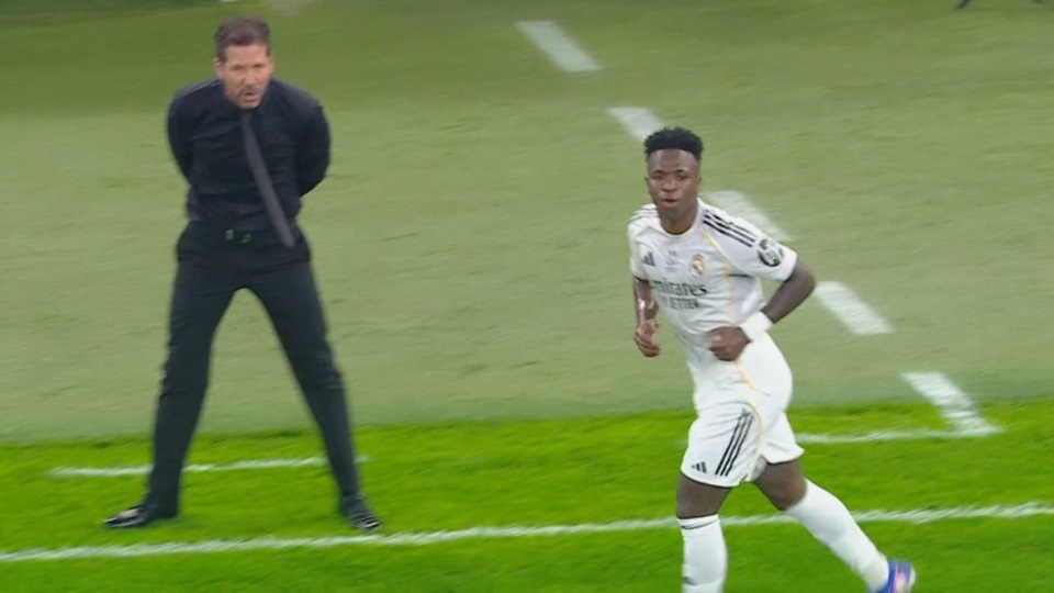 Simeone le dijo a Vinicius: "Te va a echar Florentino, 'acordate' de lo que te digo".