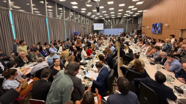 Imagen del plenario en el anexo de Diputados, a pleno... Foto: Agencia NA/JUAN FOGLIA
