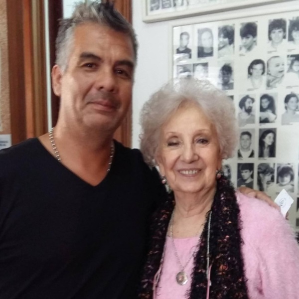 Mario Cugura y Estela de Carloto.