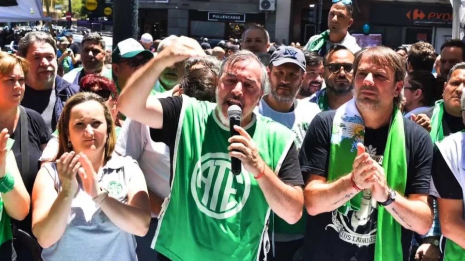 El líder de ATE, Rodolfo Aguiar, viene combatiendo firmemente las decisiones oficiales.