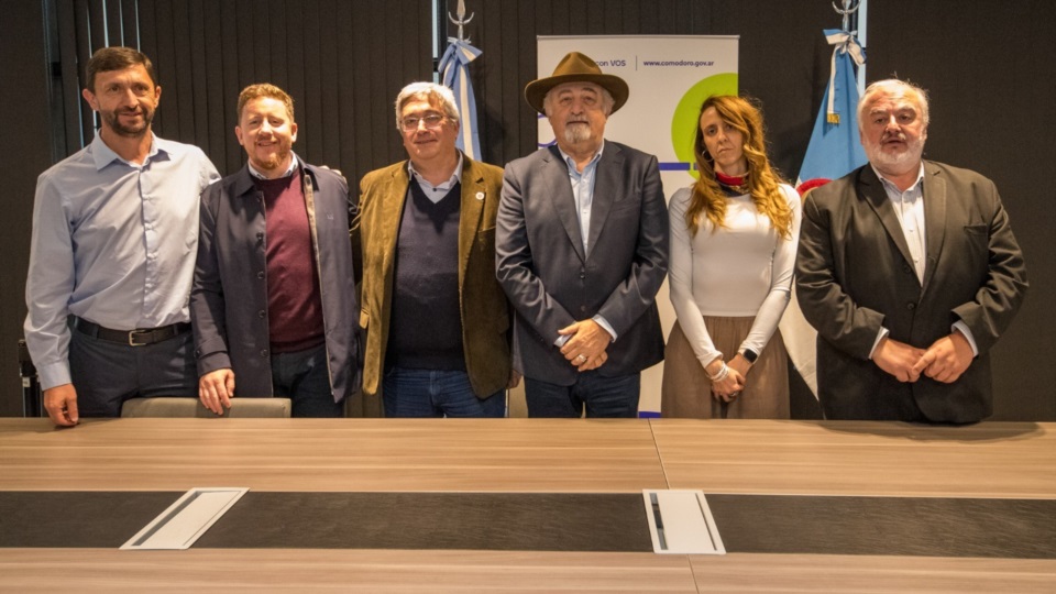 Macharashvili junto a Ingram, Bowen, Rodríguez, Mrla y Zárate., 