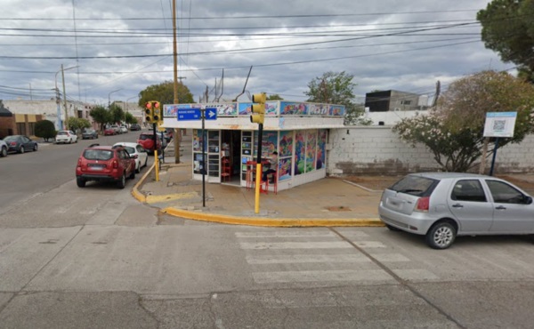 El kiosco de la discordia en Rawson.