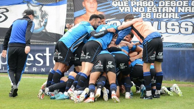 Almagro empató con Tristán Suárez y calentó la Primera Nacional