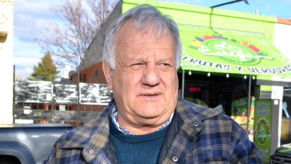 Jorge Seitune, intendente de Tecka.