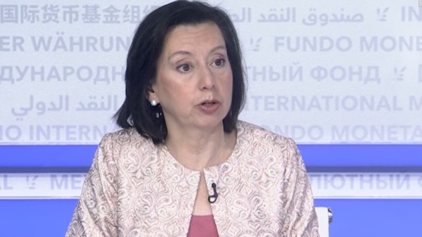 Julie Kozack, portavoz del FMI, insistió en profundizar la precarización laboral.