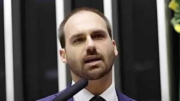 Eduardo Bolsonaro fue sentenciado por coacción a la Justicia.