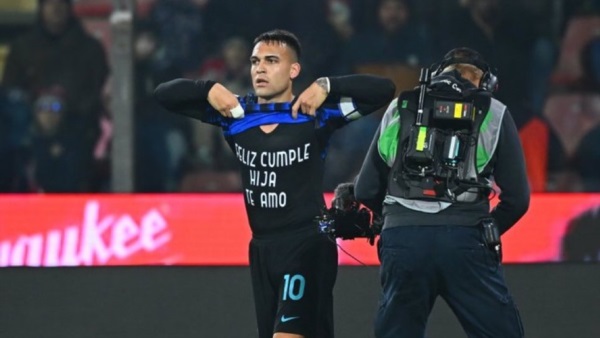 Martínez igualó a Altobelli (ambos con 128 goles) en el 4to puesto entre los máximos goleadores del Inter en la Serie A.
